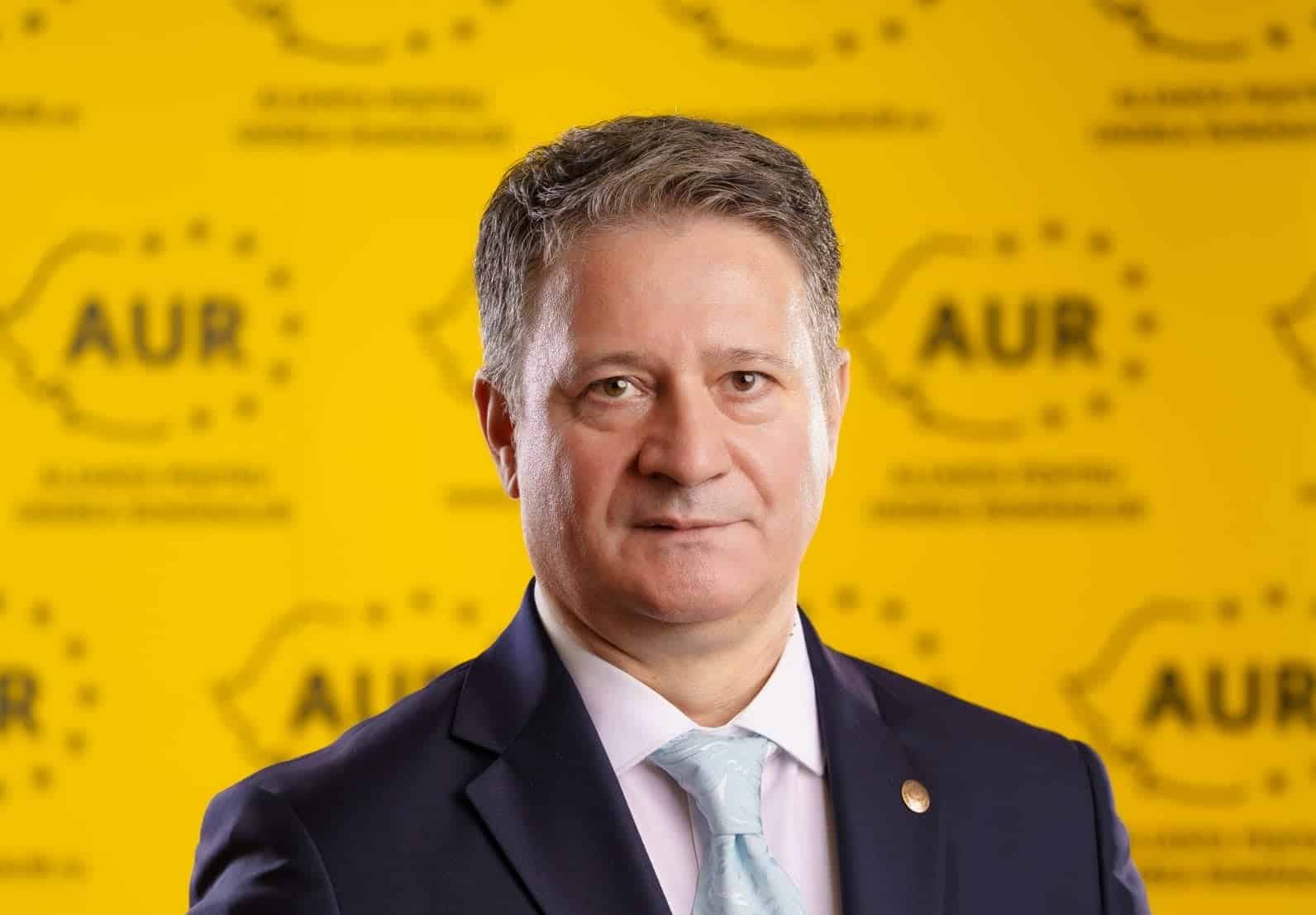 Antonio Andrușceac – Propunere legislativă pentru declararea zilei de 28 octombrie ca „Ziua națională a familiilor numeroase”.