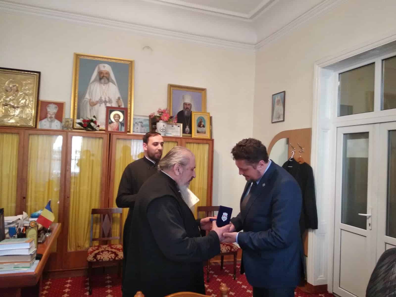 SENATORUL CLAUDIU TÂRZIU: „AM FOST ȘI SUNTEM ALĂTURI DE MITROPOLIA BASARABIEI”