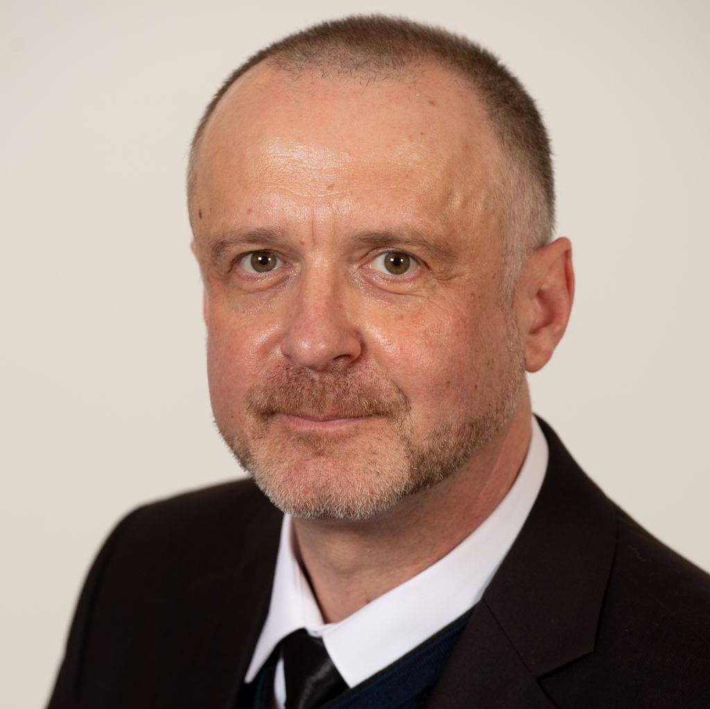 Claudiu Târziu și Sorin Lavric – Propunerea legislativă pentru modificarea și completarea Legii nr. 95/2006 privind reforma în domeniul sănătăţii