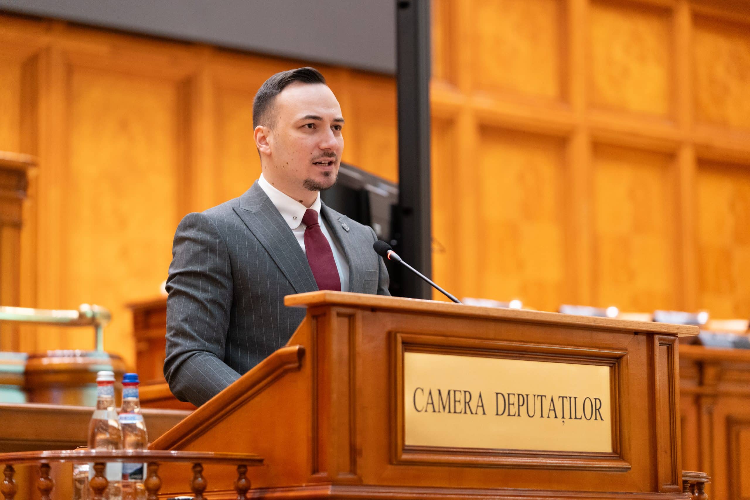 Răzvan Biro – Declarație politică – Glorie eternă eroilor neamului românesc!