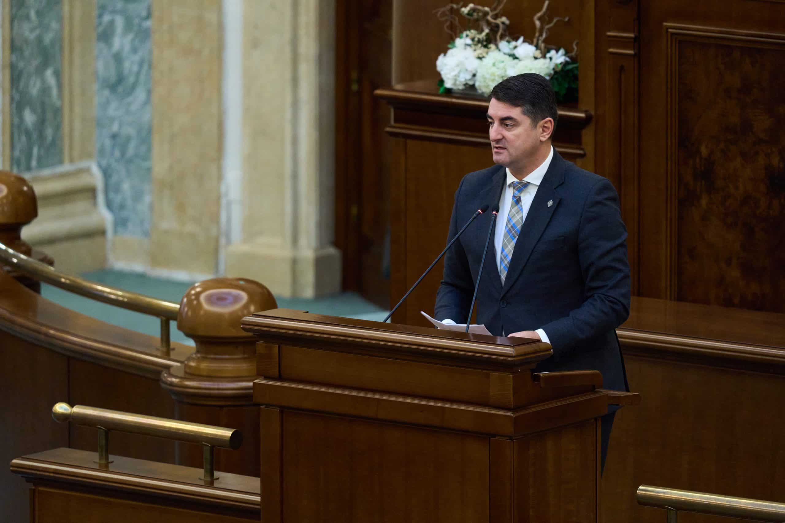 Iacob Constantin Ciprian – Interpelare – Clarificări privind pierderea litigiului dintre statul român și OMV și posibile conflicte de interese în gestionarea acestuia