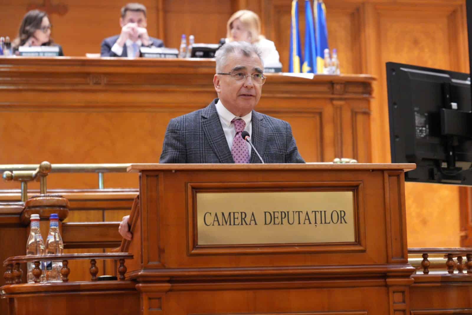 Petrișor Peiu (liderul senatorilor AUR): „Guvernul continuă să mintă și să sfideze o țară întreagă, asumându-și pe față ideea de a vinde acțiuni Romgaz și Hidroelectrica”