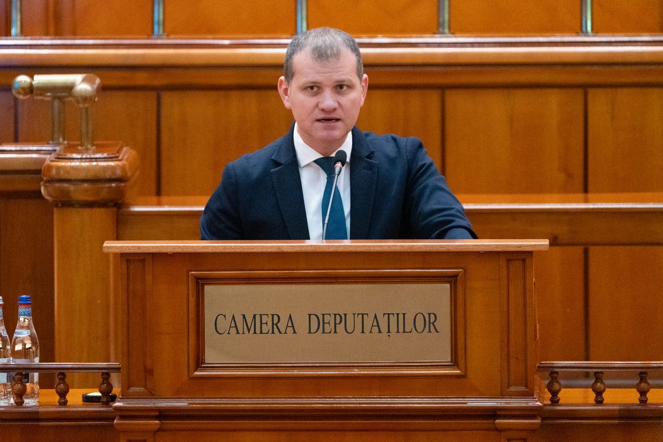 Valeriu Munteanu – Declarație de presă – Buzoianu îşi plantează oamenii în teritoriu în timp ce „Apele Române” fierb – proteste, revoltă şi numiri pe repede înainte