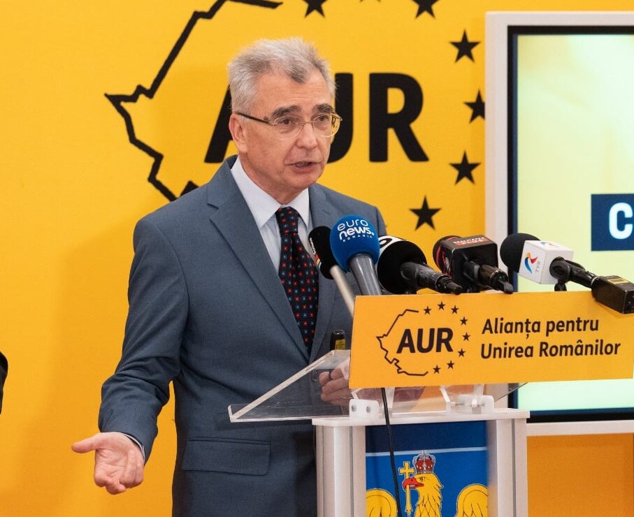 Petrișor Peiu (liderul senatorilor AUR): „Există vreo firmă românească de IT care să fi fost primită de două ori în trei luni la Guvern și ale cărei servicii să fi fost promovate la aceleași instituții de către doamna vicepremier Gheorghiu?”