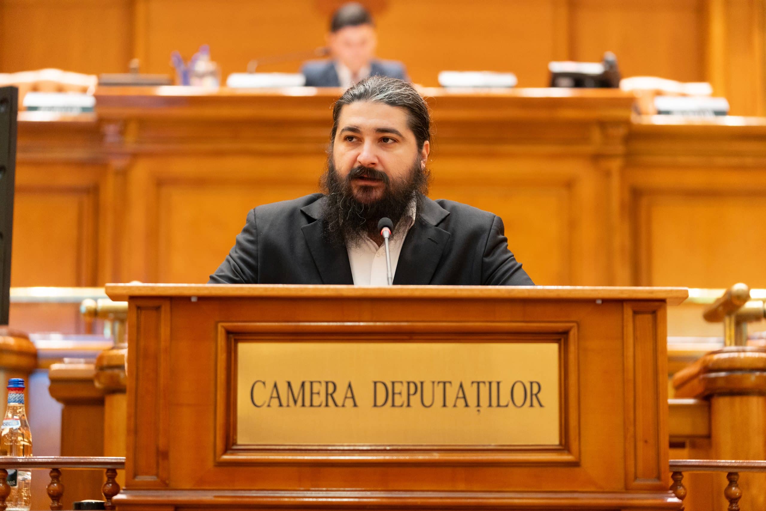 Bogdan Velcescu (deputat AUR): „Nici marile imperii nu au pârjolit agricultura românească așa cum o face Guvernul PSD-PNL-USR-UDMR prin acordul Mercosur!”