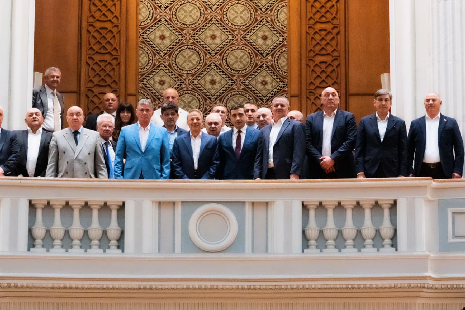 AUR face dreptate generației ’86 la 40 de ani de când Steaua București s-a încununat regina Europei la Sevilla